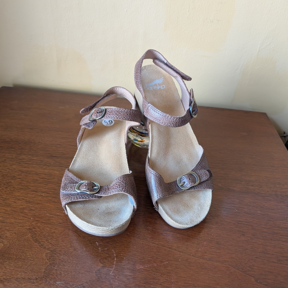 DANSKO Tricia Milled Burnished Brown Sandals Shoes Size 37/6.5 Never Worn